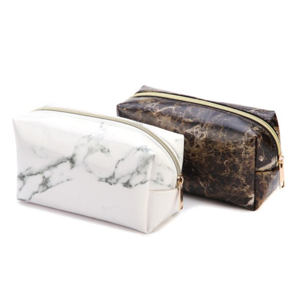 Model de trousse de maquillage