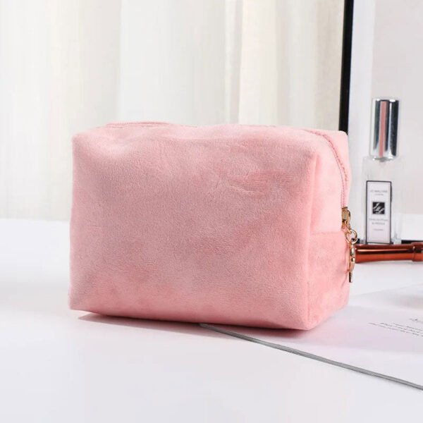 trousse-de-toilette-personnalisee-rose
