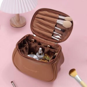 trousse-maquillage-pas-cher-ouverte